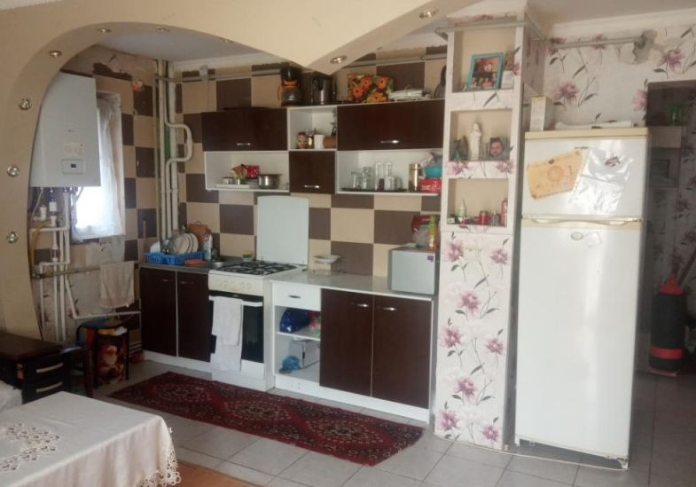 Apartament 3 camere etaj intermediar izolat Pacurari-Alpha Bank