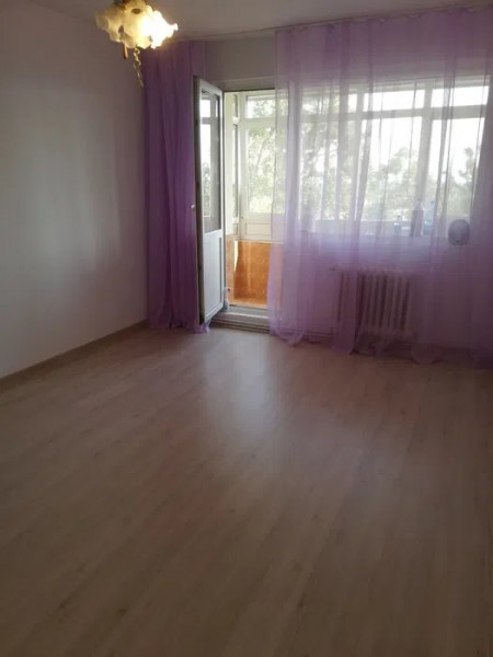 Apartament 2 camere D, etaj intermediar, renovat, fara risc