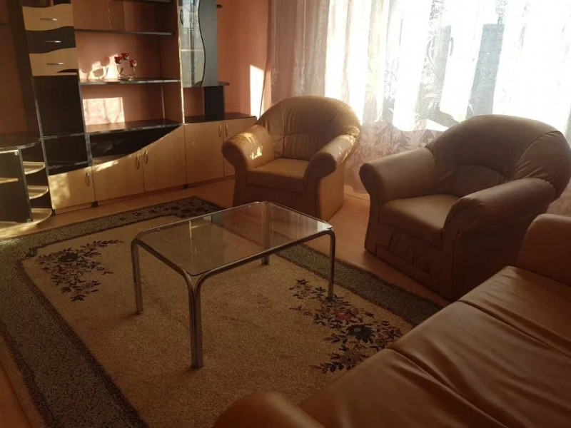 Apartament 1 camera etaj 3 cu 43mp utili Gara 