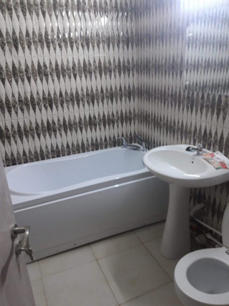 Apartament 3 camere D renovat, Tatarasi-Flux