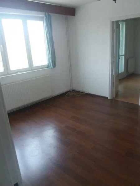 Apartament 2 camere, Tudor-Intersectia Bucsinescu, etaj 3