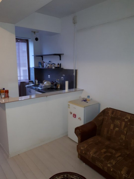 Apartament 2 camere, bloc nou, Piata 2 Baieti, etaj 3