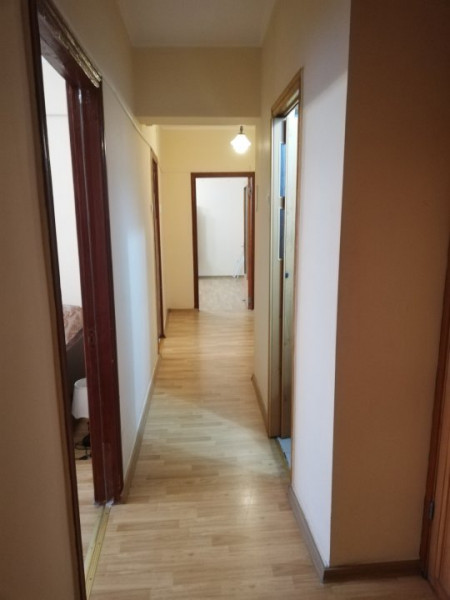 Apartament 3 camere decomandat Gara-Billa