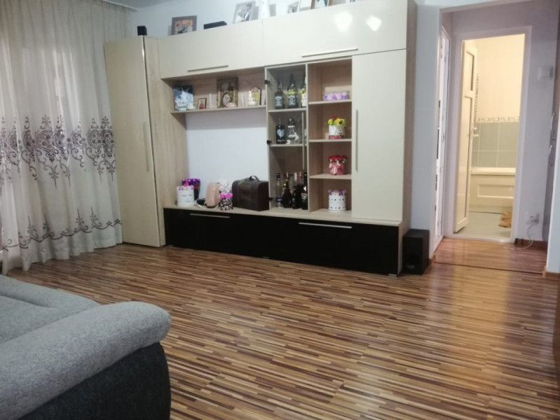 Apartament 2 camere - zona Alexandru