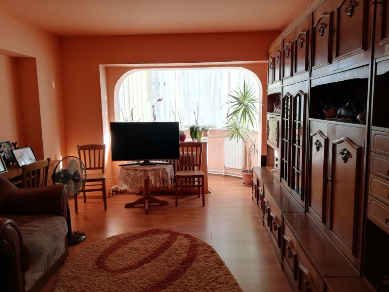 Apartament 4 camere 88 mp utili Pacurari-OMV