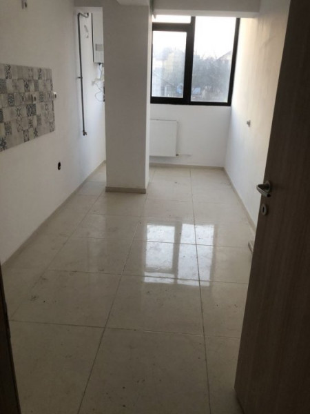 Apartament cu 3 camere Decomandat, platou Galata, 78 mp