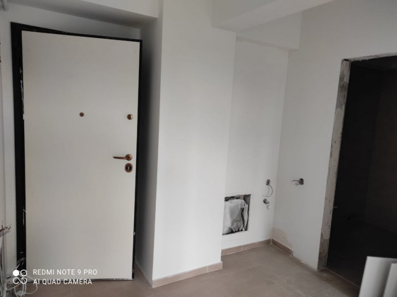 Apartament 3 camere,decomandat, bloc nou,Pacurari.