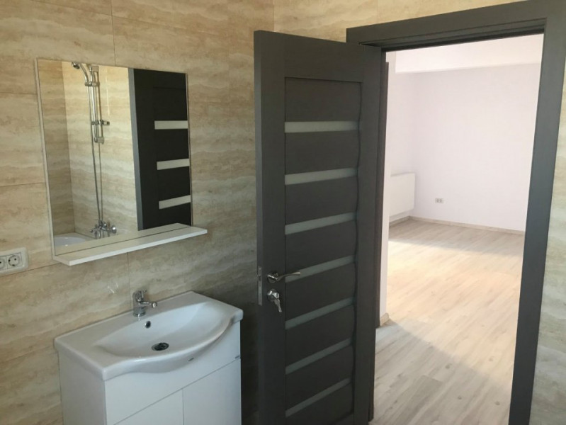 Apartament,2 camere decomandat,bloc nou, finalizat.