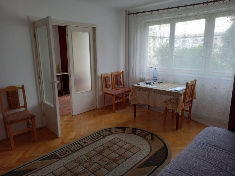 Apartament 2 camere, Alexandru-Minerva, etaj 3/4, liber