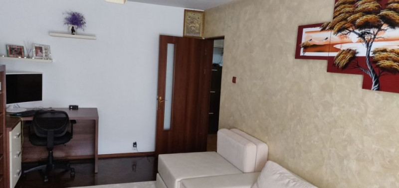 Apartament 3 camere decomandat cu gradina Petru Poni-Pacurari