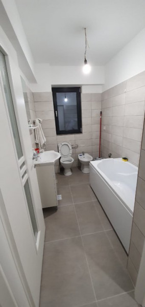 Apartament 2 camere decomandat,bloc nou,mutare imediata.