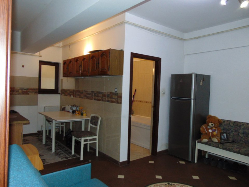 Tudor Neculai (Rond Vechi) - Apartament 2 camere decomandat (53mp)