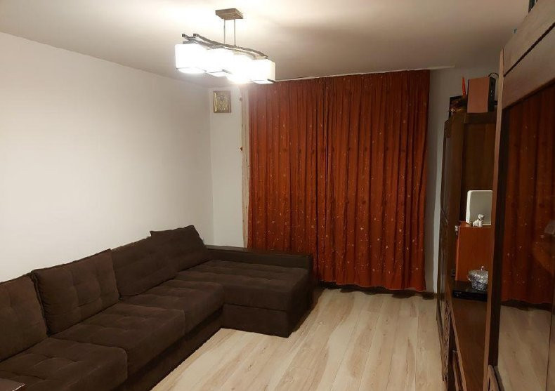 capat Dacia - Apartament 2 camere decomandat ETAJ 2 