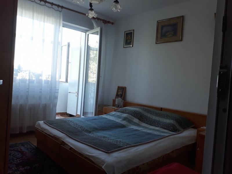 Apartament 3 camere D, Podu Ros, la bulevard