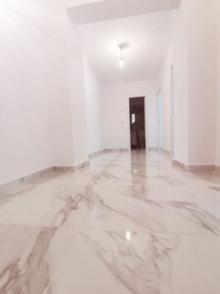 Apartament 3 camere decomandat Pacurari-Alpha Bank