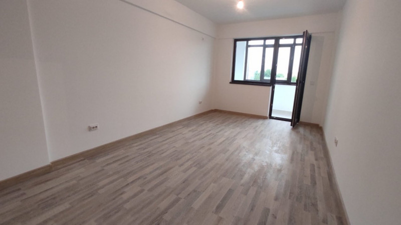 APARTAMENT 2 CAM, BLOC NOU, DECOMANDAT, FINALIZAT, COMISION 0