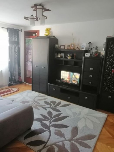 Podu Ros- apartament 3 camere, bloc fara risc seismic