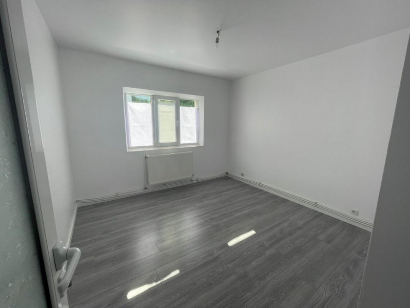 Apartament 2 camere decomandat - Etaj 1 - Tomesti