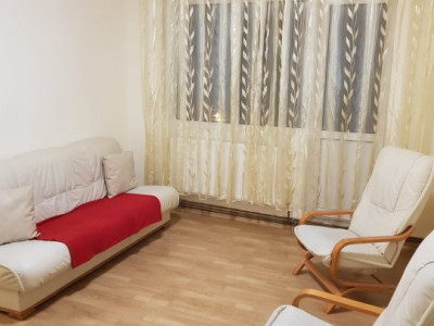 Apartament 3 camere-Tatarasi - zona Ciurchi