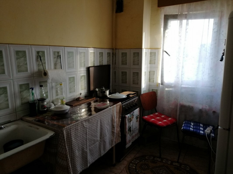 Apartament 4 camere - Dacia