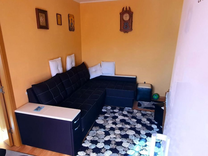 Apartament 3 camere - zona Tatarasi