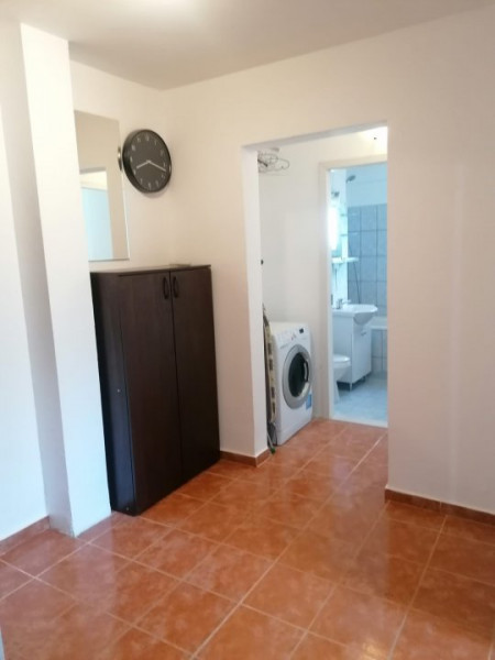 Apartament 2 cam. decomandat, et. 1, Nicolina 1