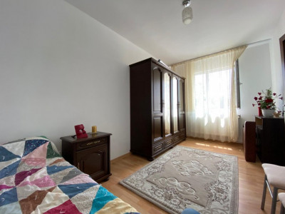 Apartament 2 camere - Tatarasi - Piata Chirila - Etaj 2