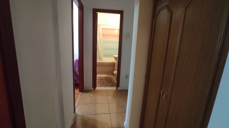 APARTAMENT 2 CAMERE, DECOMANDAT, MOBILAT SI UTILAT, PACURARI