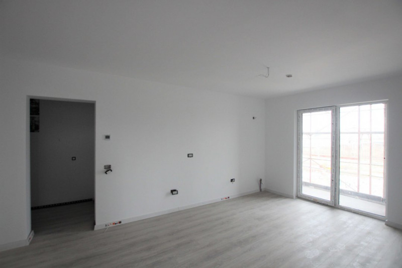 Apartament 2 camere SD, bloc NOU, zona Poitiers - Continental