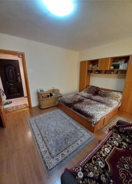 Apartament 1 cam. semi-decomandat, et. 1, Frumoasa