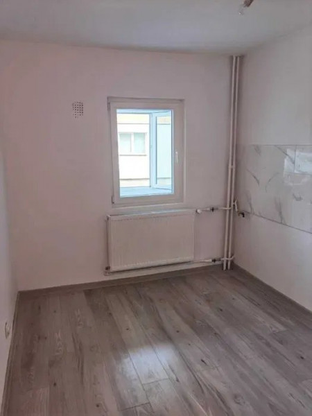 Apartament 1 camera decomandat - Tatarasi - 2 Baieti