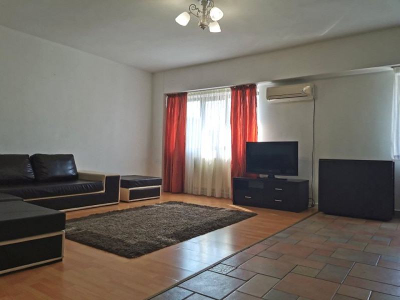 Apartament 4 camere decomandat