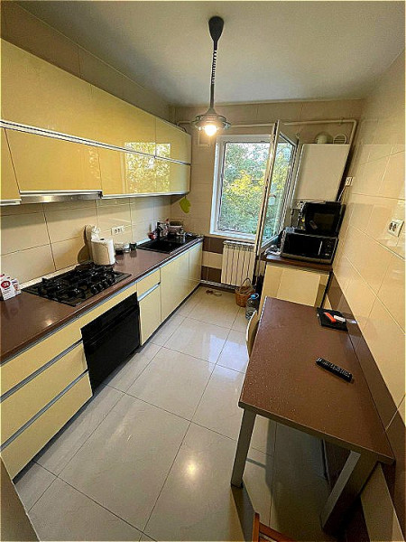 Apartament 3 camere decomandat - Tatarasi 