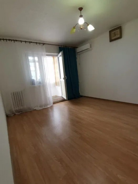 Apartament 3 camere - Metalurgie - bloc fara risc