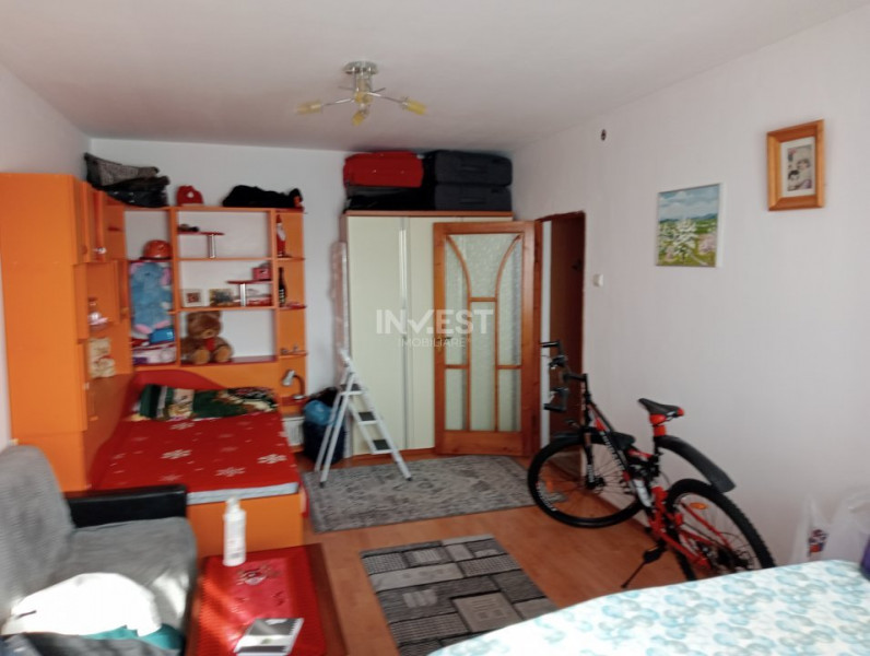 Apartament 3 camere decomandat, Dacia