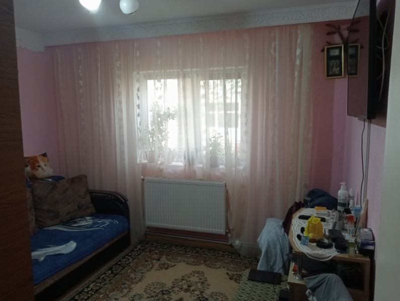 Apartament 3 camere decomandat, Dacia