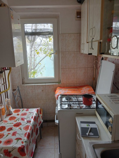 Apartament cu 2 camere decomandat, Alexandru cel Bun