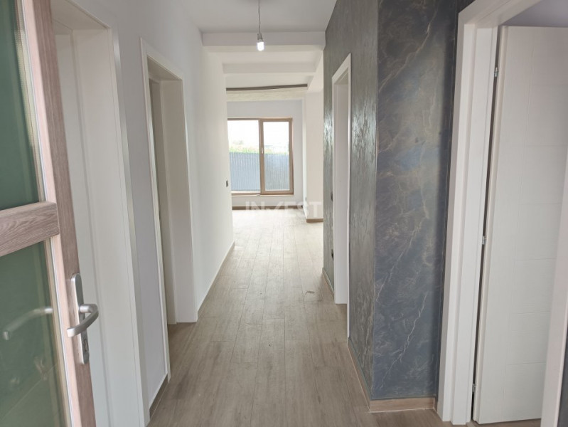 Casă individuală finalizată, teren 400 mp, Rediu – zonă Grădinița Kiki