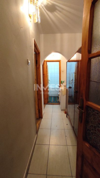Apartament 3 camere, liber, zona Zimbru