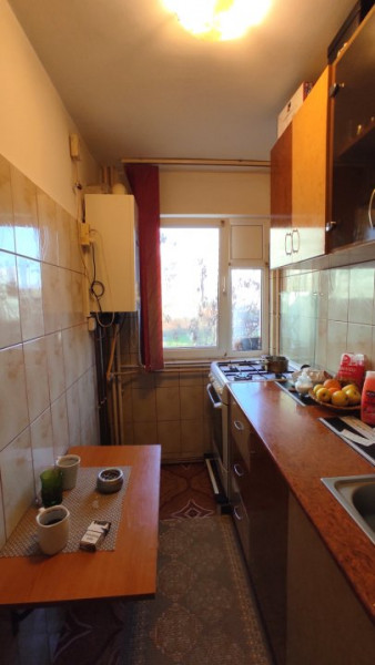 Apartament 2 camere, zona Zimbru