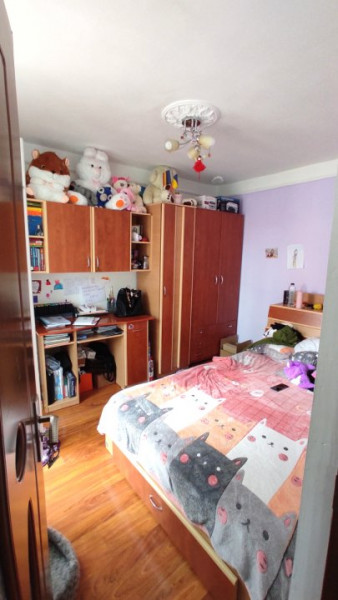 Apartament cu 2 camere, zona MCB