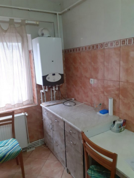 Apartament 2 camere, zona MCB