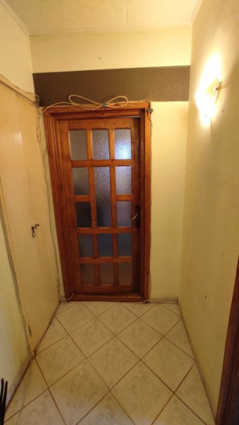 Apartament 3 camere, zona Mircea-Alexandru