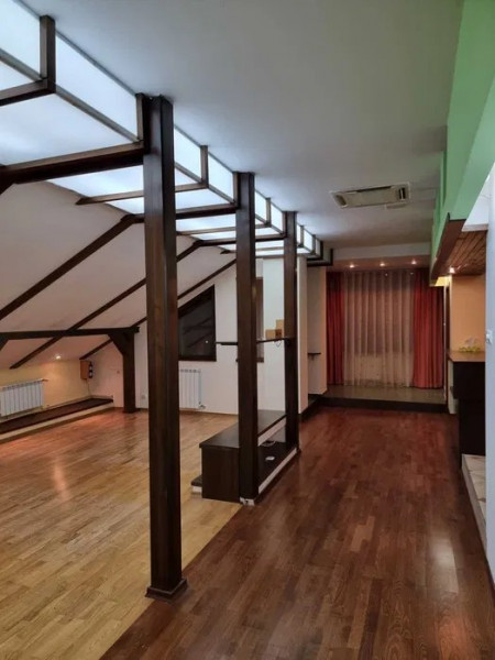 Apartament 3 camere, decomandat, zona Pacurari