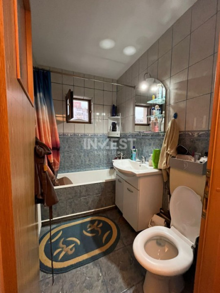 Apartament 3 camere, zona Dacia