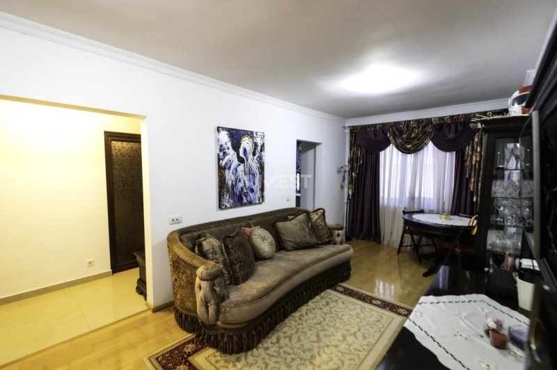 Apartament 4 camere, LUX, zona Alexandru-Piata Voievozilor