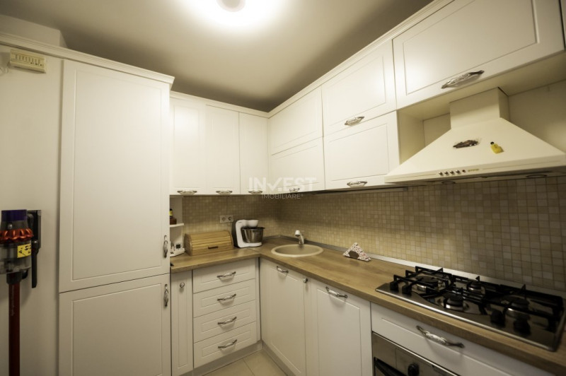 Apartament 4 camere, LUX, zona Alexandru-Piata Voievozilor