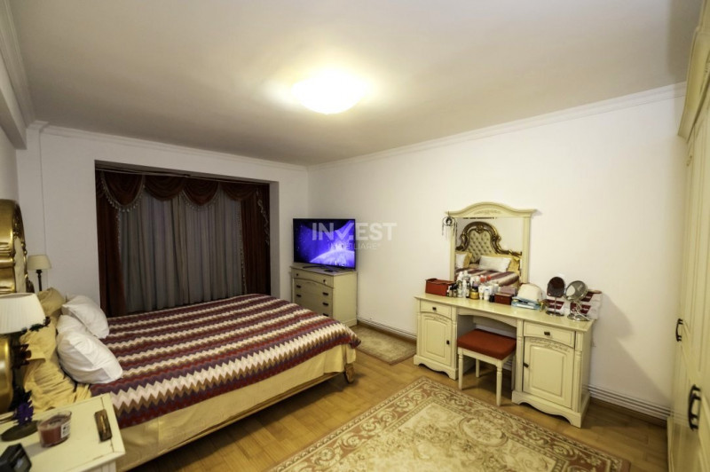 Apartament 4 camere, LUX, zona Alexandru-Piata Voievozilor