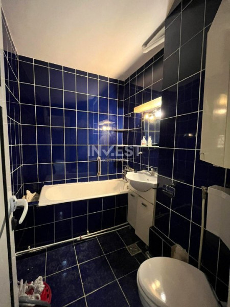 Apartament cu 2 camere decomandat, liber, etaj 1, zona Alexandru