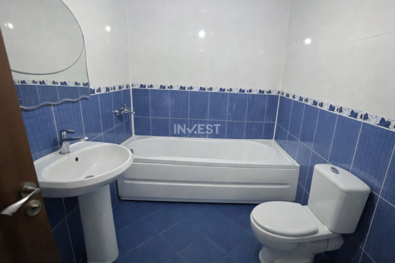 Apartament cu 3 camere, Miroslava, etaj 1, bloc 2015